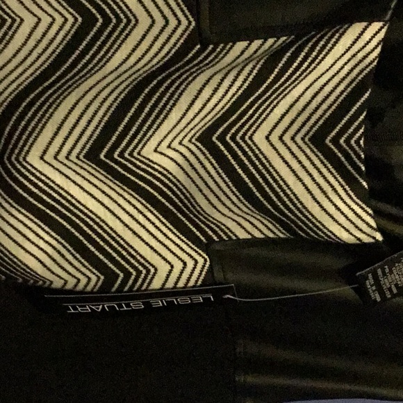 Dressy - Picture 4 of 4